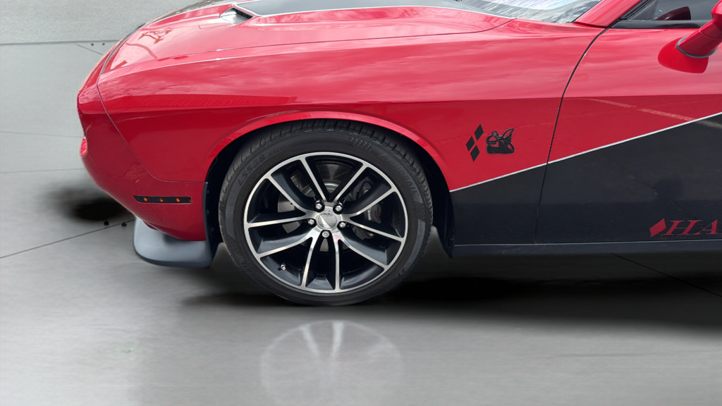 Used 2016 Dodge Challenger R/T Scat Pack w/ Leather Interior Group RWD image 35