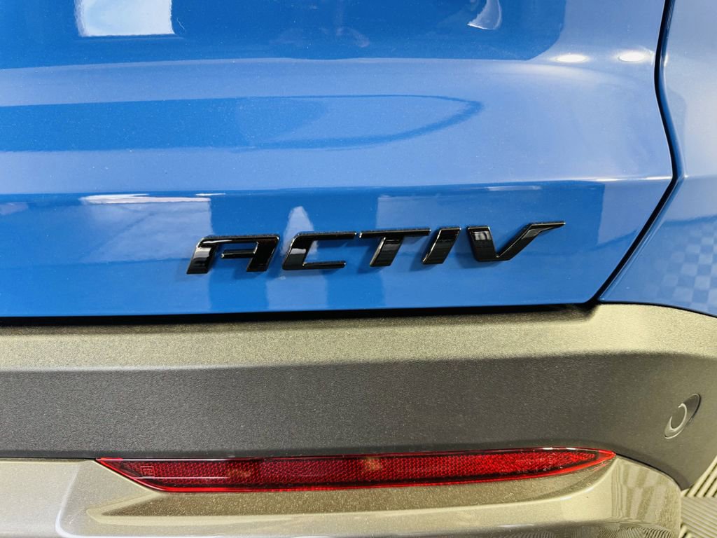 Used 2025 Chevrolet Equinox ACTIV w/ Safety and Technology Package image 29