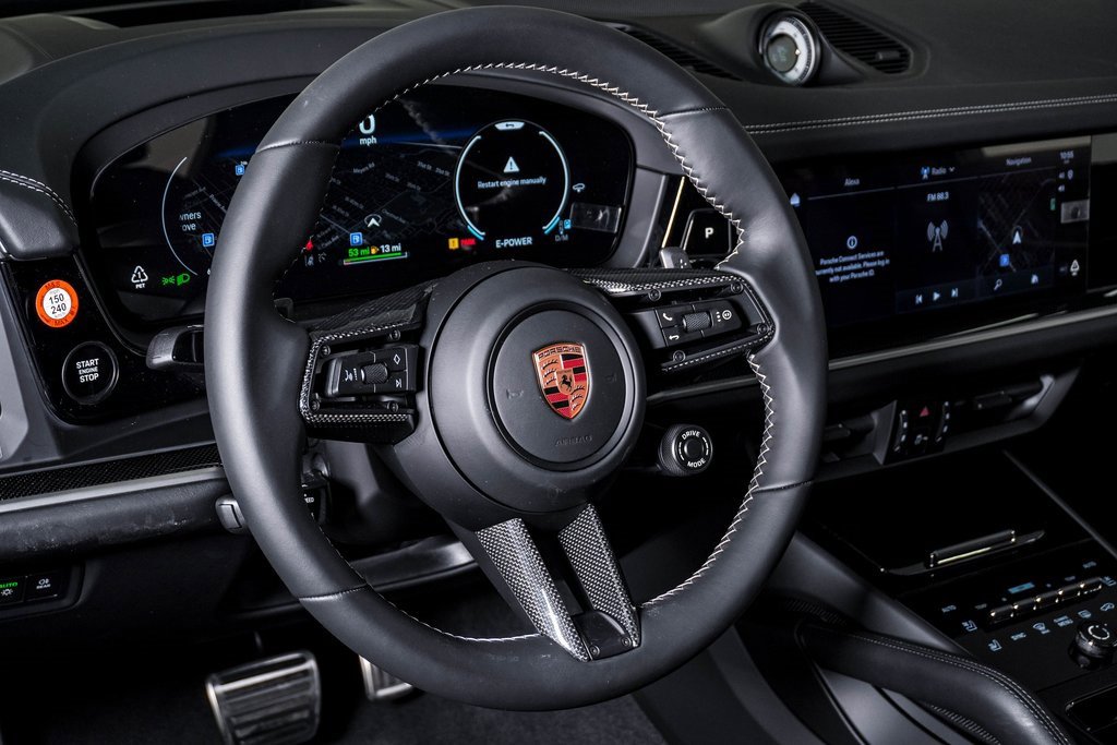 New 2026 Porsche Cayenne S image 18