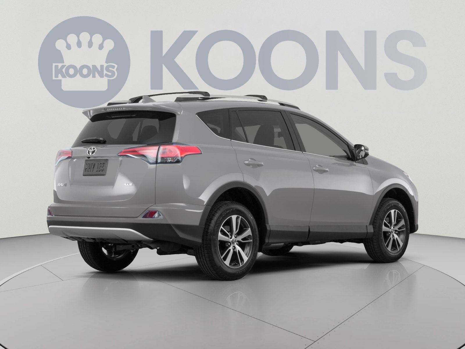 Used 2018 Toyota RAV4 XLE w/ Plus Extra Value Package FWD image 4