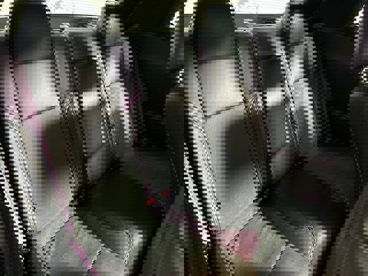 Used 2019 Dodge Challenger SXT image 23