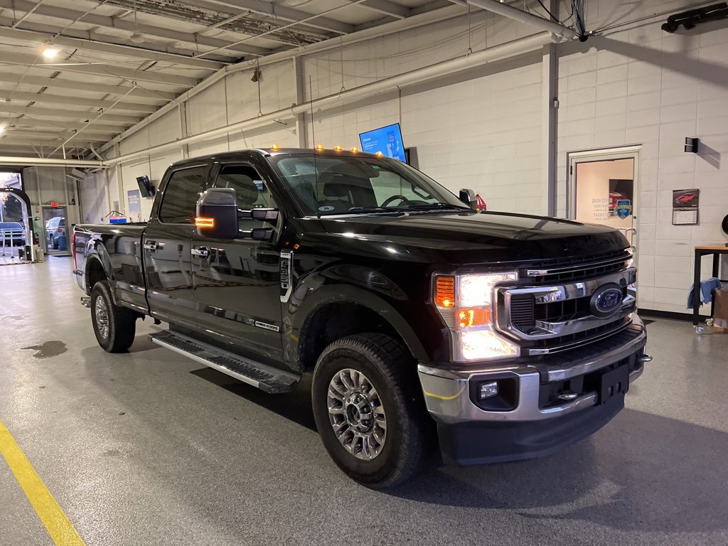 Used 2020 Ford F350 XLT w/ XLT Premium Package image 3