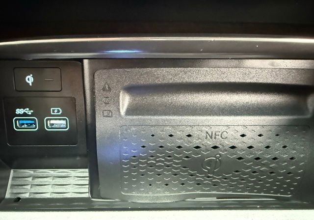 Used 2023 Genesis GV80 2.5T w/ Prestige 20" Package image 30