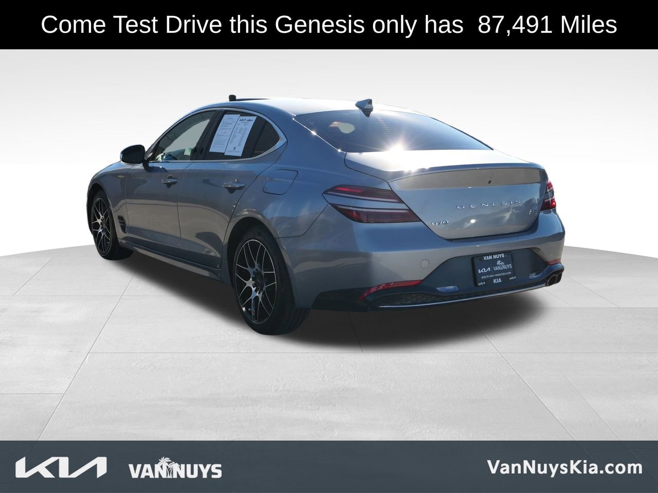 Used 2022 Genesis G70 2.0T image 6