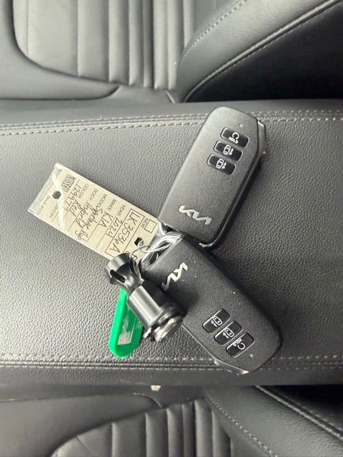 Used 2024 Kia Sportage SX Prestige image 21