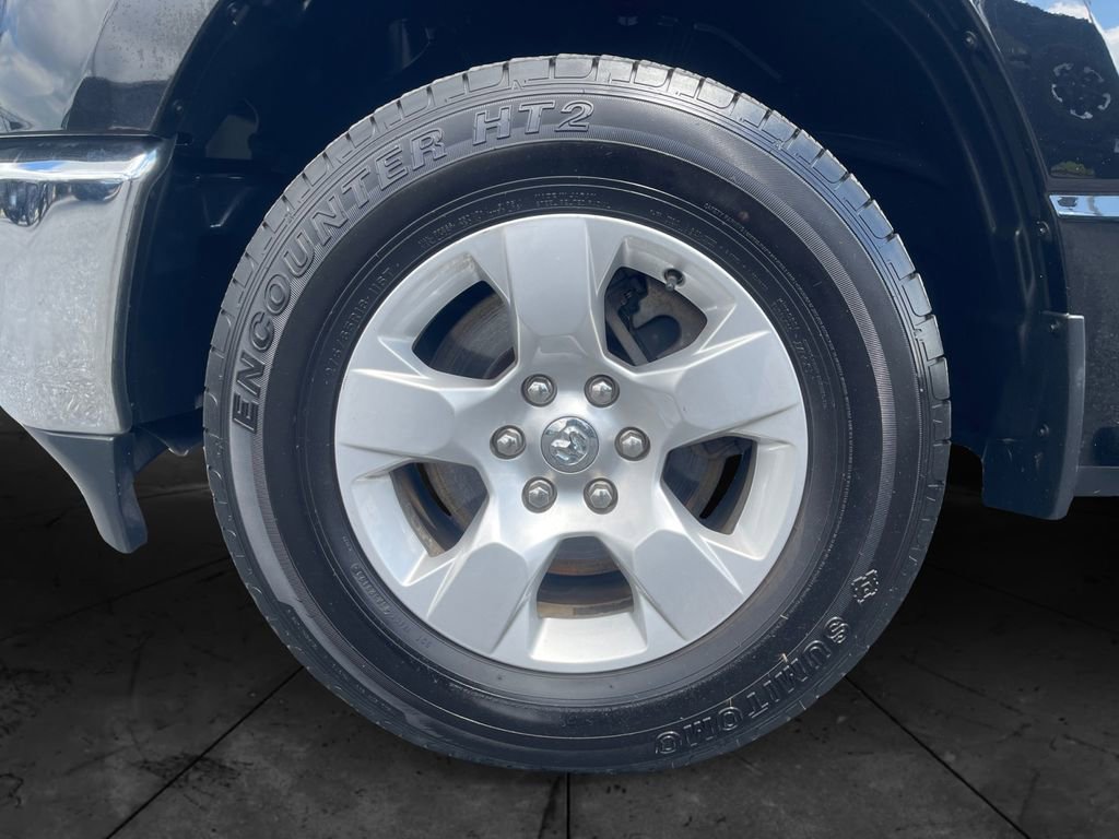 Used 2020 RAM 1500 Big Horn AWD/4WD image 14