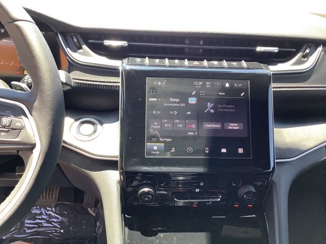 Used 2023 Jeep Grand Cherokee L Laredo AWD/4WD image 17