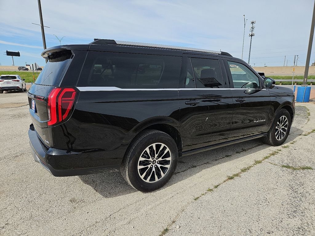 Used 2025 Ford Expedition Max Platinum AWD/4WD image 8