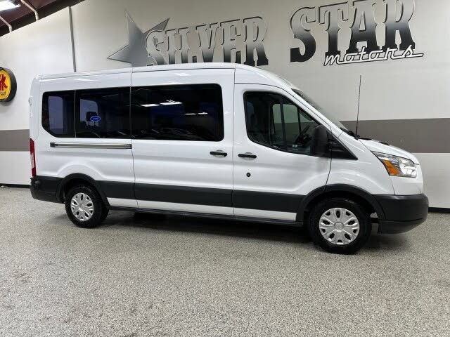 Used 2017 Ford Transit 350 XLT RWD image 33