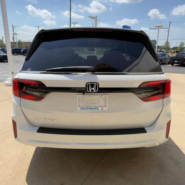 New 2026 Honda Odyssey EX-L image 4