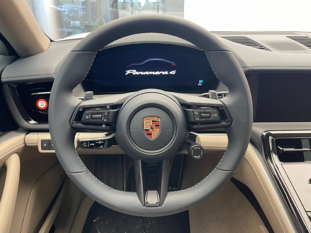 New 2026 Porsche Panamera 4 AWD/4WD image 13