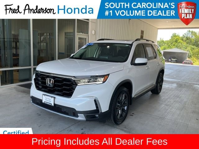 Certified 2025 Honda Pilot Touring video 1