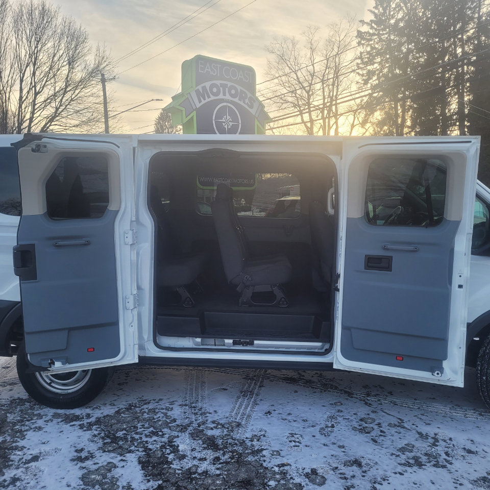 Used 2016 Ford Transit 150 XL image 24