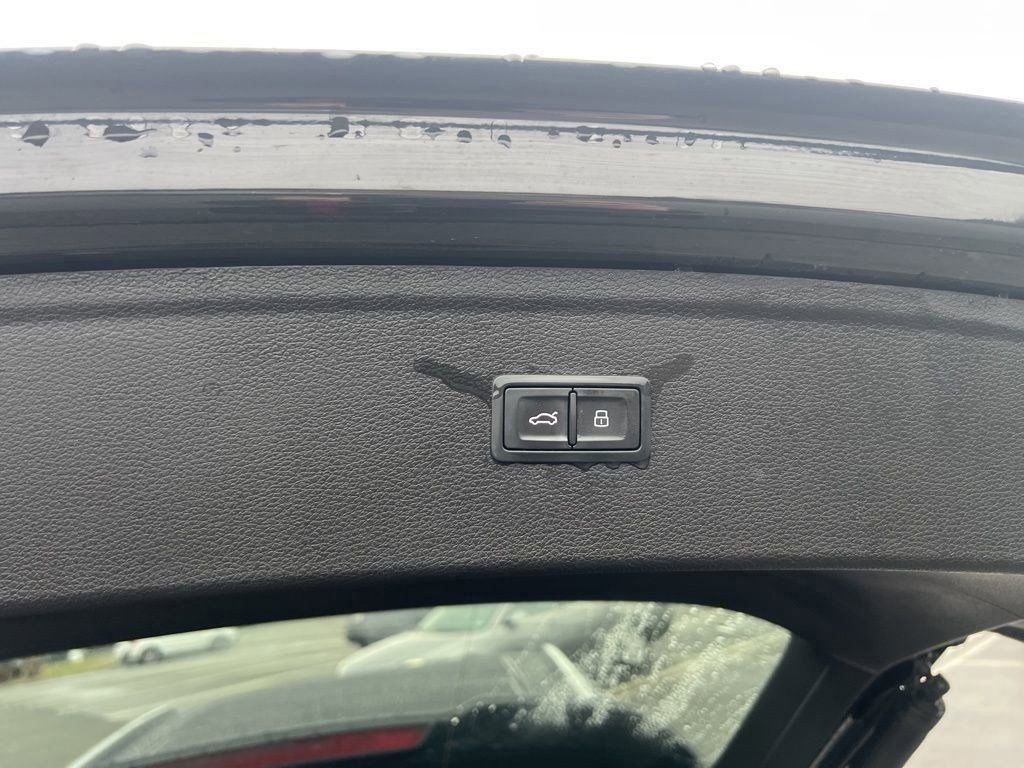 Certified 2023 Audi Q5 2.0T Premium Plus w/ Premium Plus Package image 9