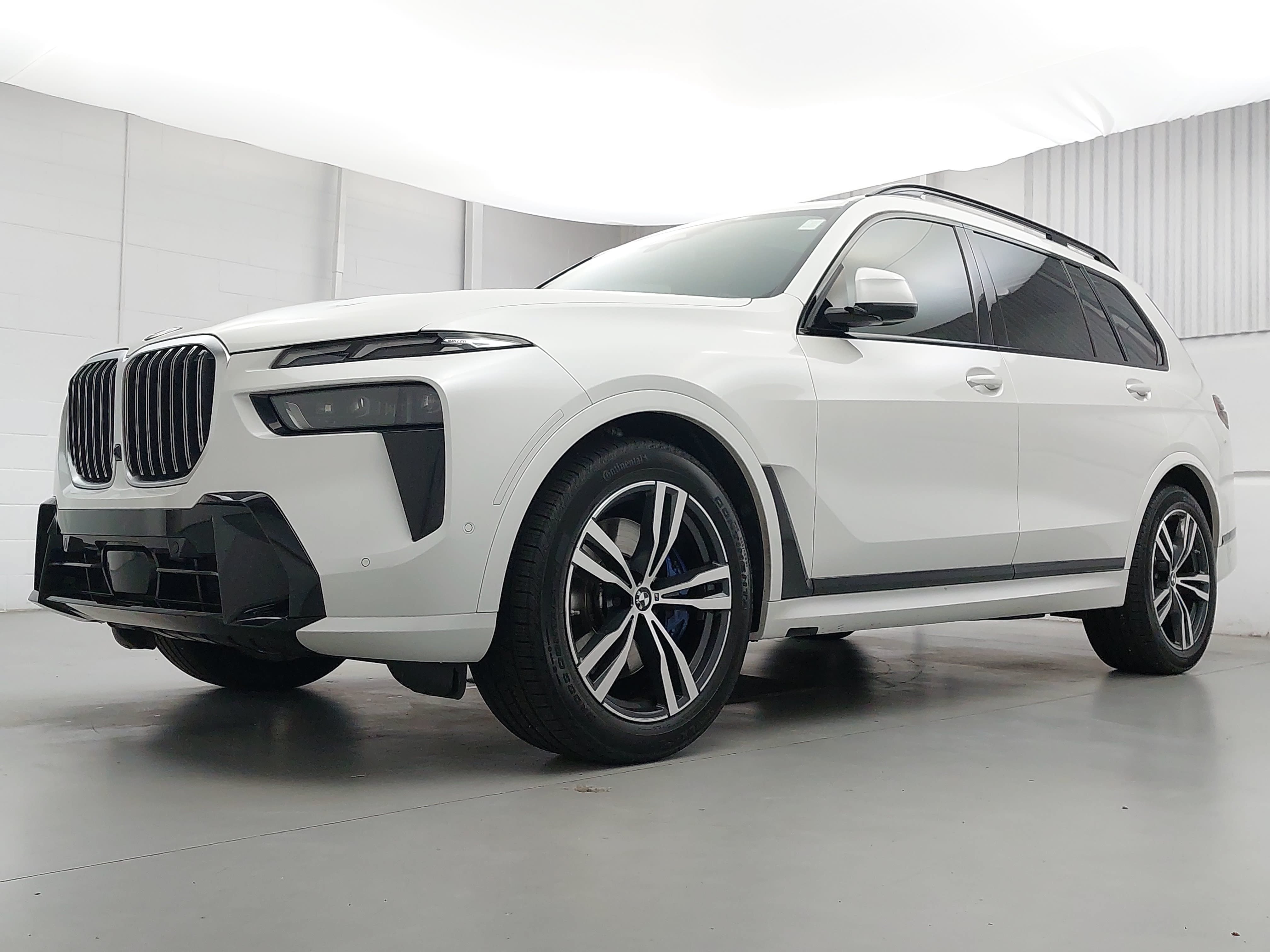Used 2023 BMW X7 xDrive40i w/ Executive Package