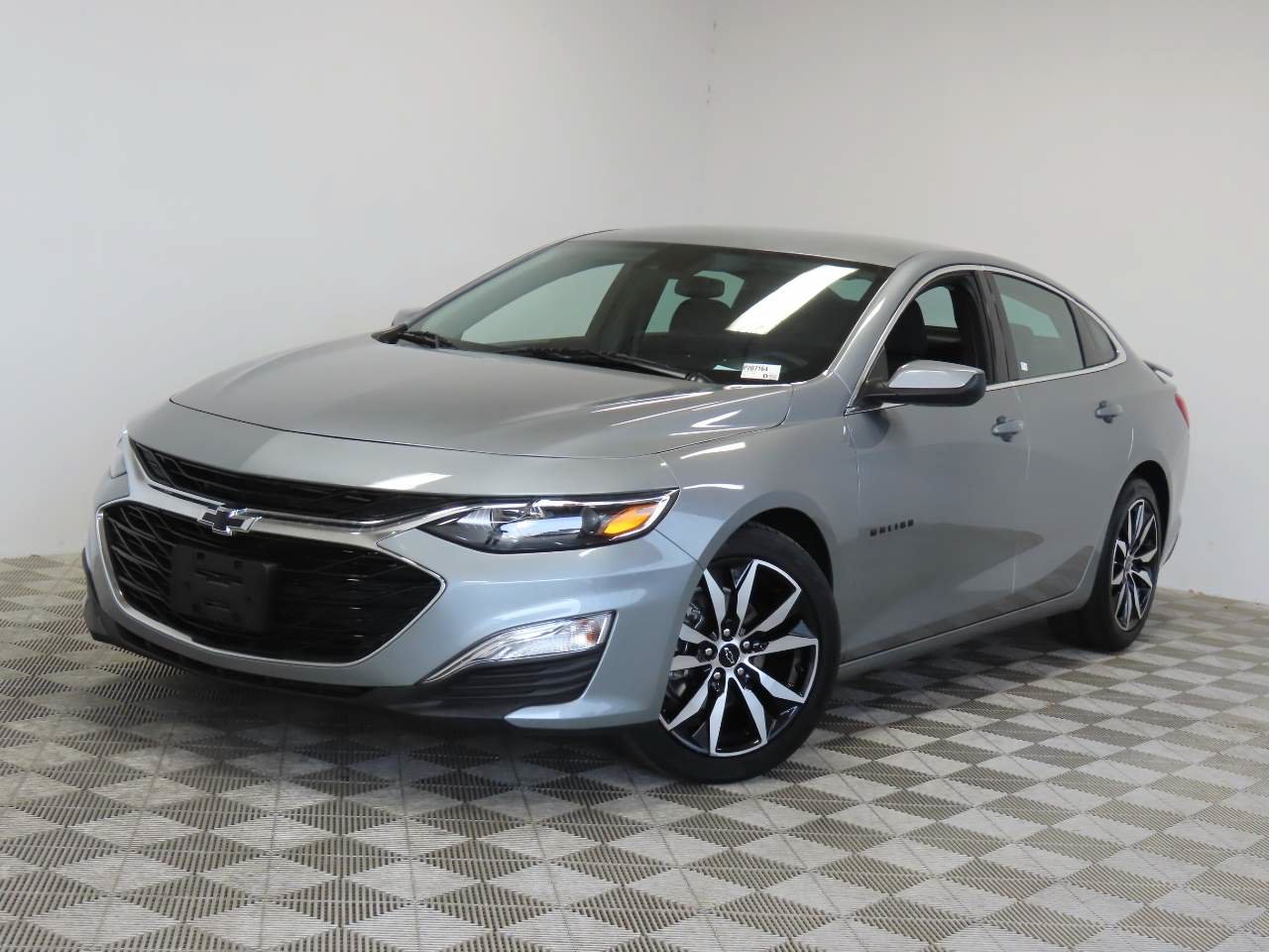 Used 2025 Chevrolet Malibu RS