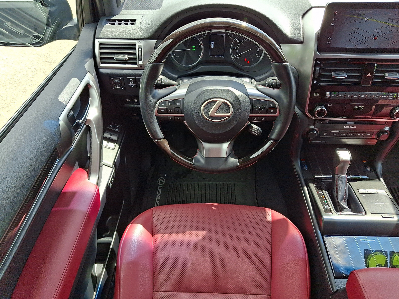 Certified 2023 Lexus GX 460 Premium w/ Premium Package AWD/4WD image 12