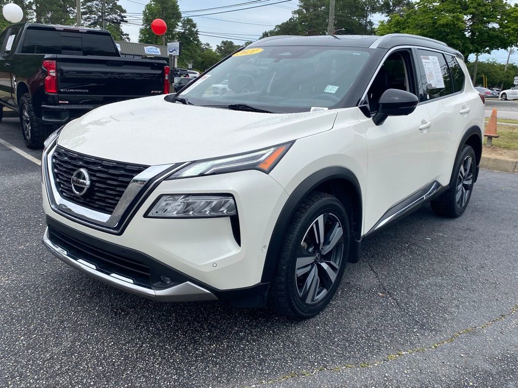 Used 2021 Nissan Rogue Platinum AWD/4WD image 2