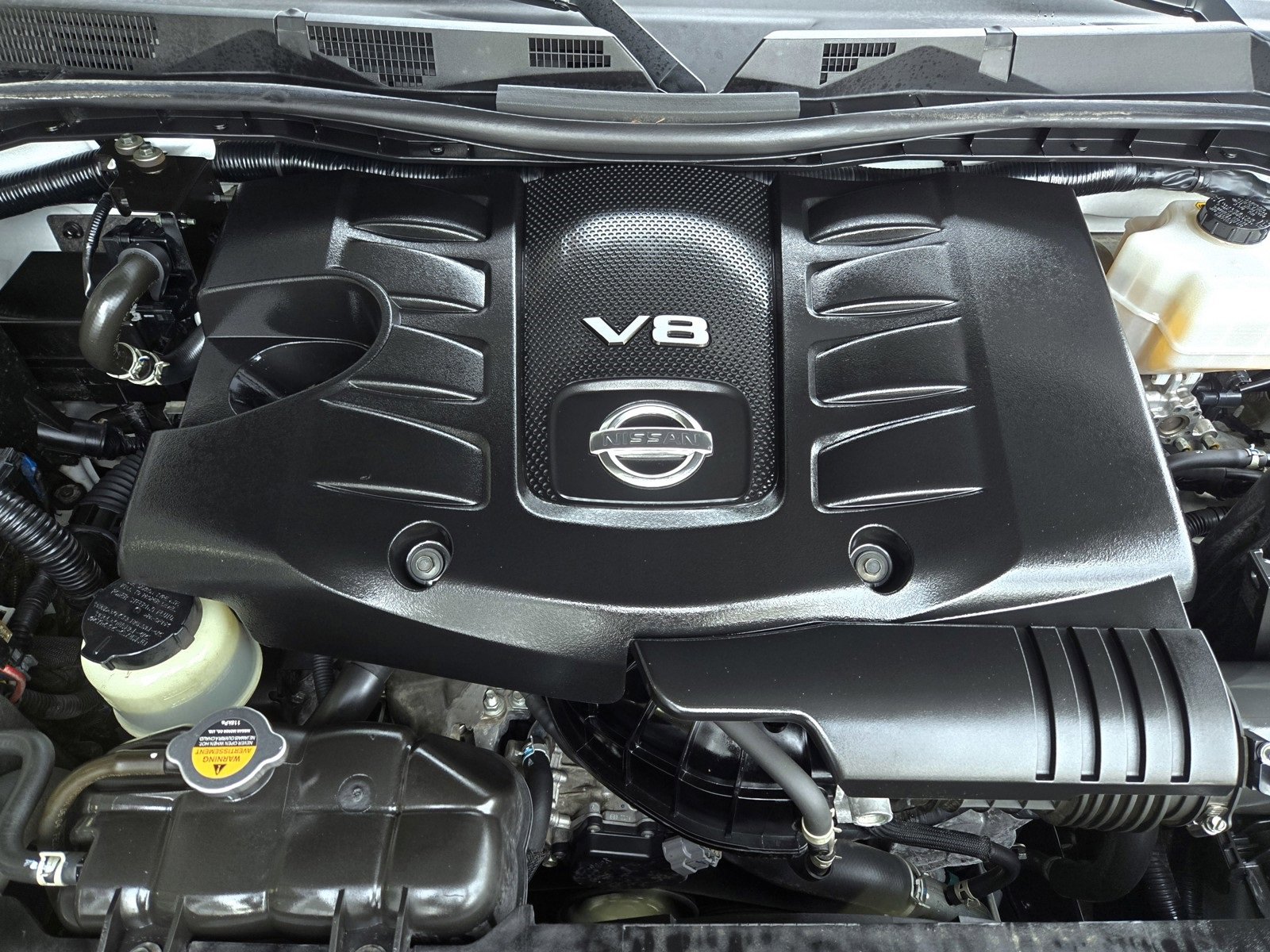 Used 2023 Nissan Armada SL w/ Midnight Edition Package image 28