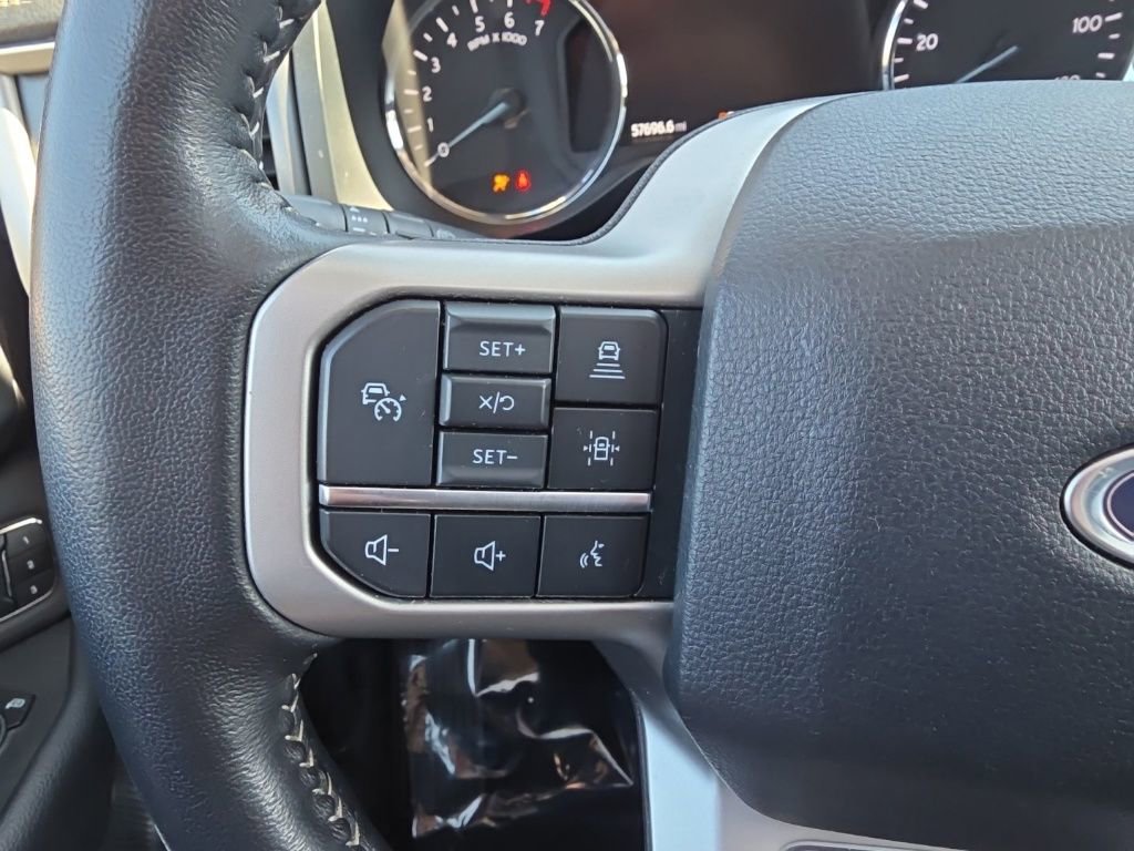 Used 2023 Ford Expedition XLT image 15