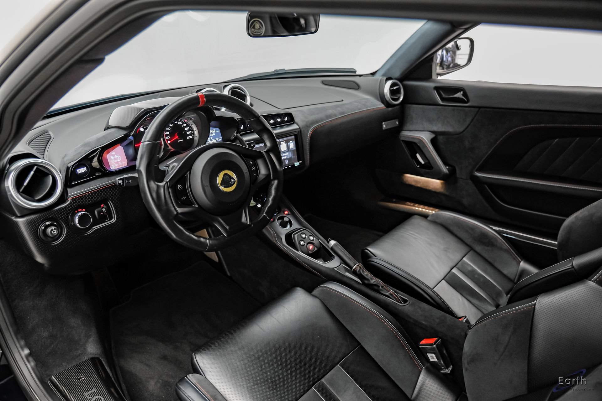 Used 2020 Lotus Evora RWD image 3