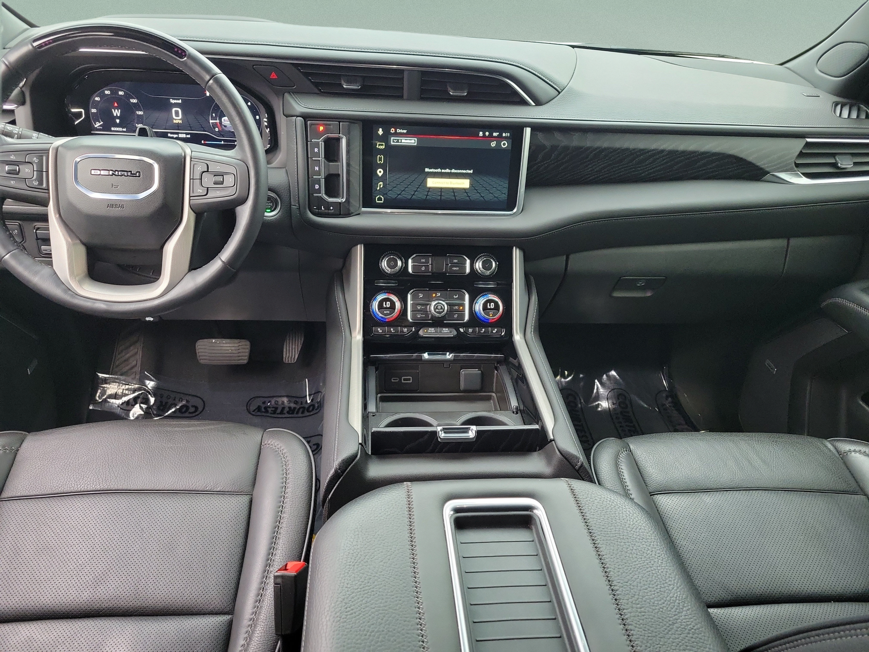 Used 2024 GMC Yukon Denali w/ Advanced Technology Package AWD/4WD image 15