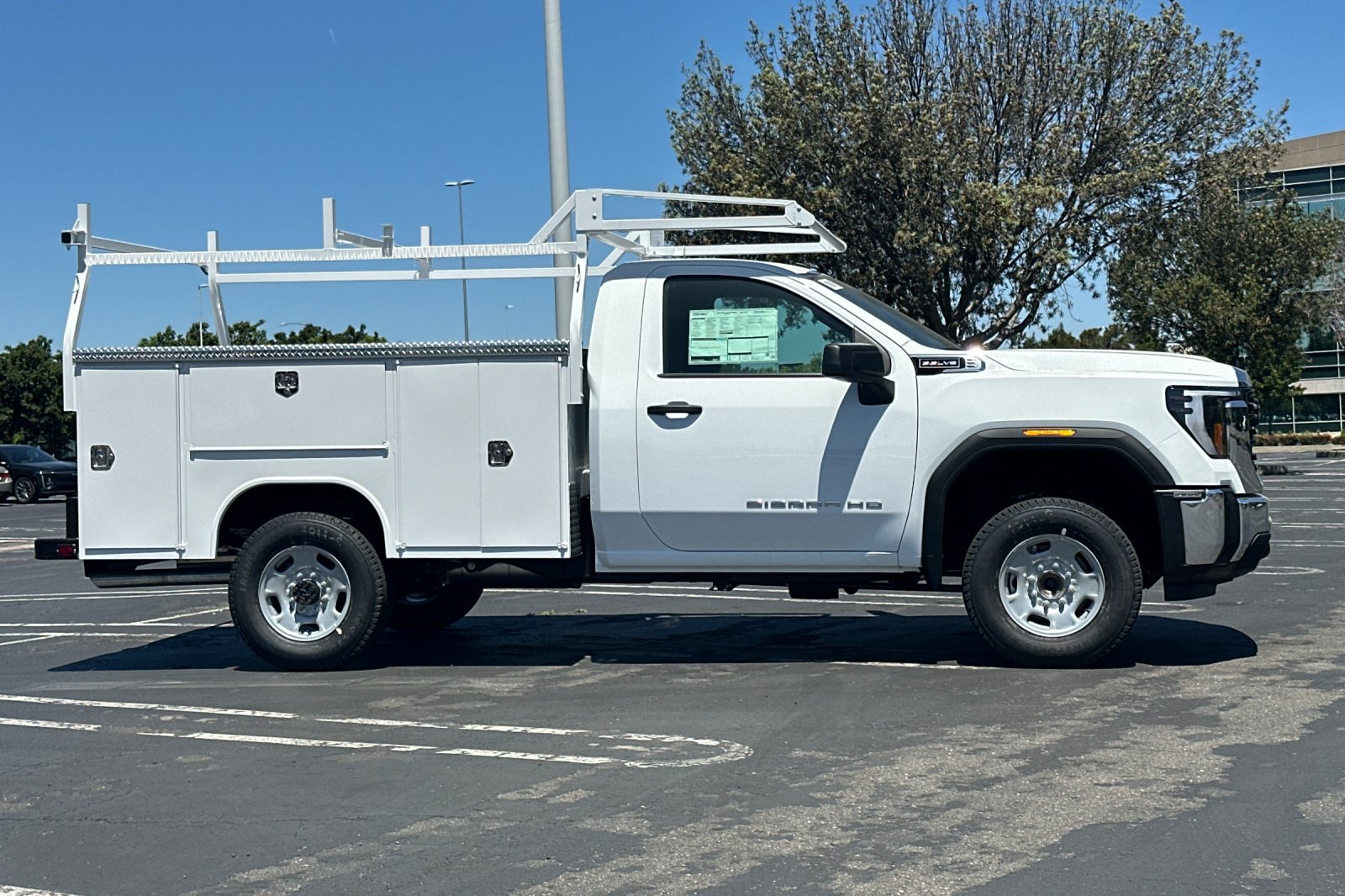 New 2026 GMC Sierra 2500 Pro w/ Convenience Package RWD image 3