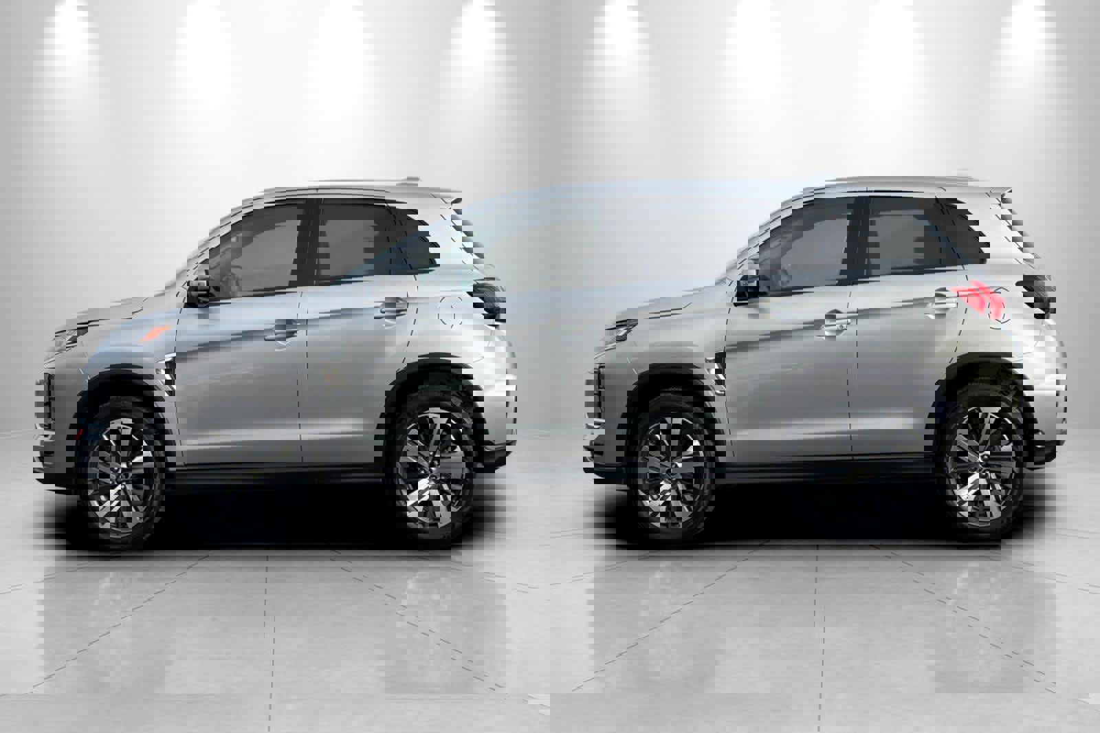 Used 2024 Mitsubishi Outlander Sport SE image 5