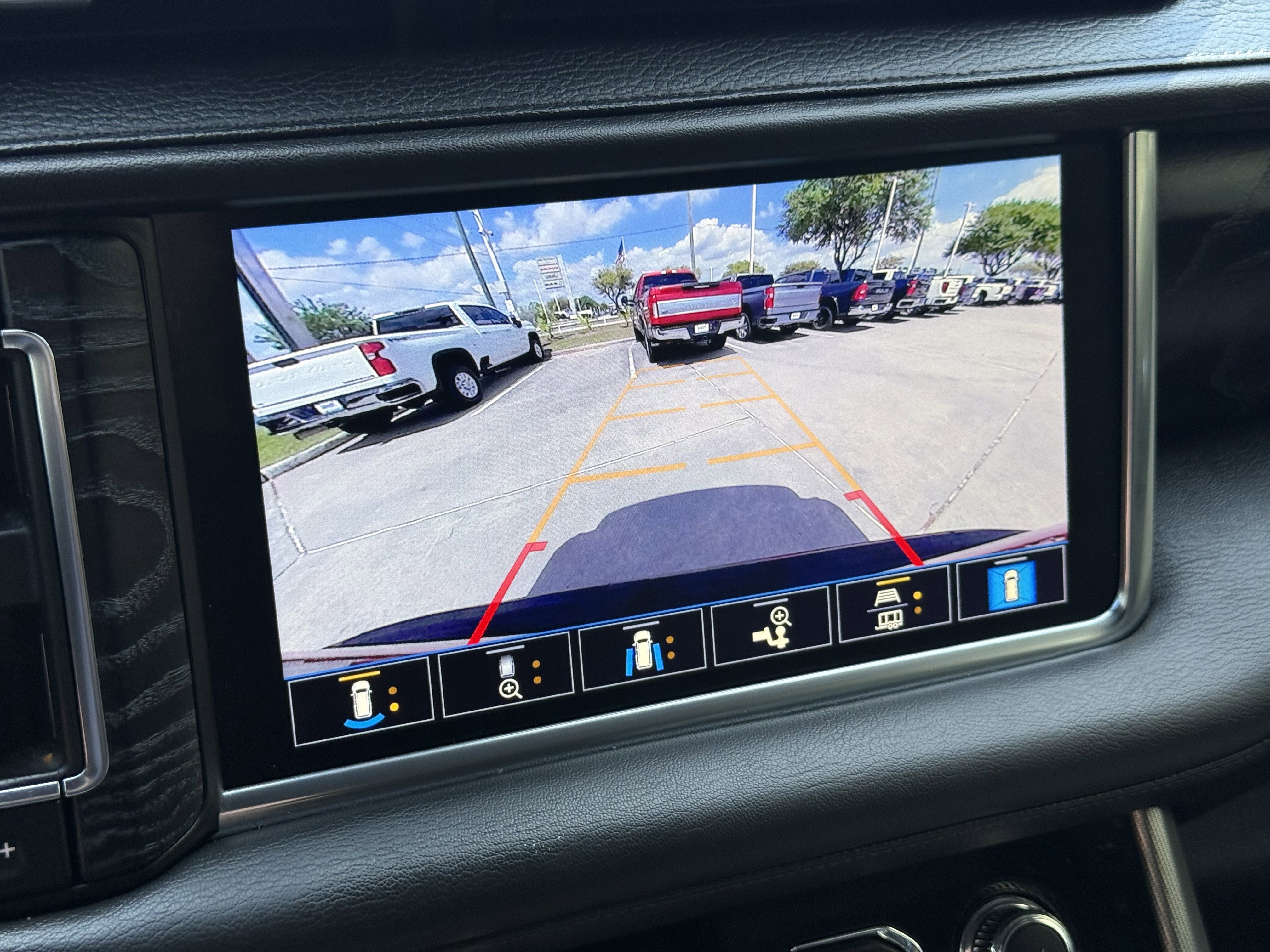 Used 2021 GMC Yukon Denali image 21