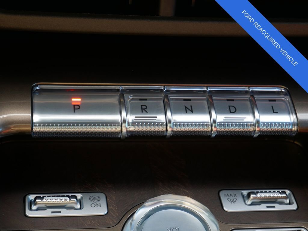 Used 2024 Lincoln Nautilus Black Label w/ Jet Appearance Package (87T) image 24