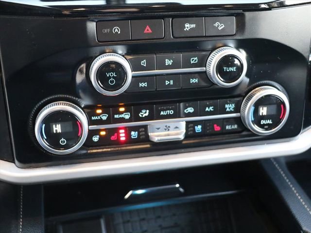 Used 2024 Ford Expedition XLT image 23