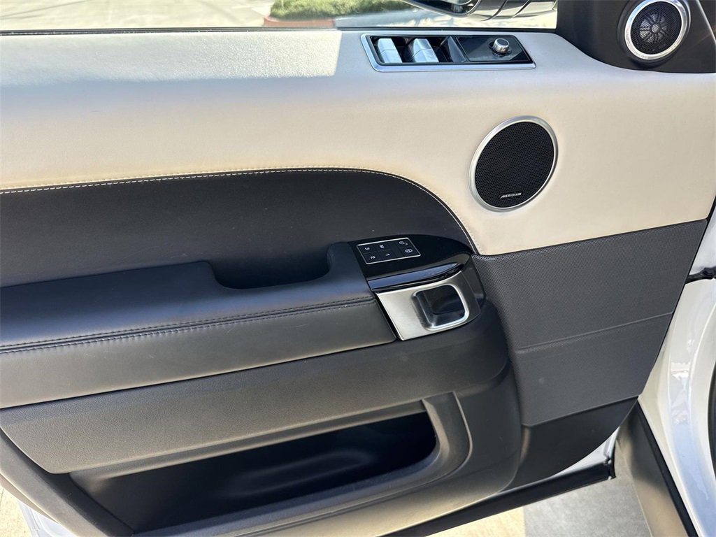 Used 2019 Land Rover Range Rover Sport Supercharged image 22