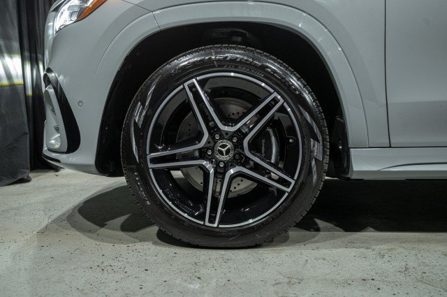 New 2026 Mercedes-Benz GLS 450 4MATIC image 6