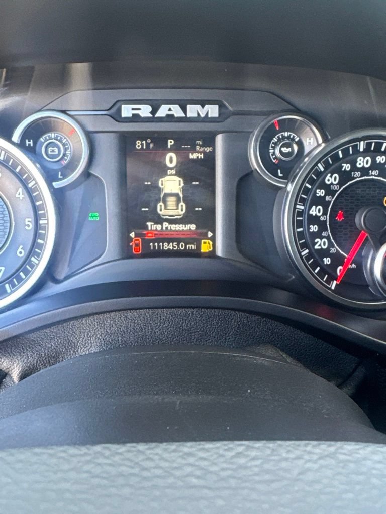 Used 2019 RAM 1500 Big Horn AWD/4WD image 11