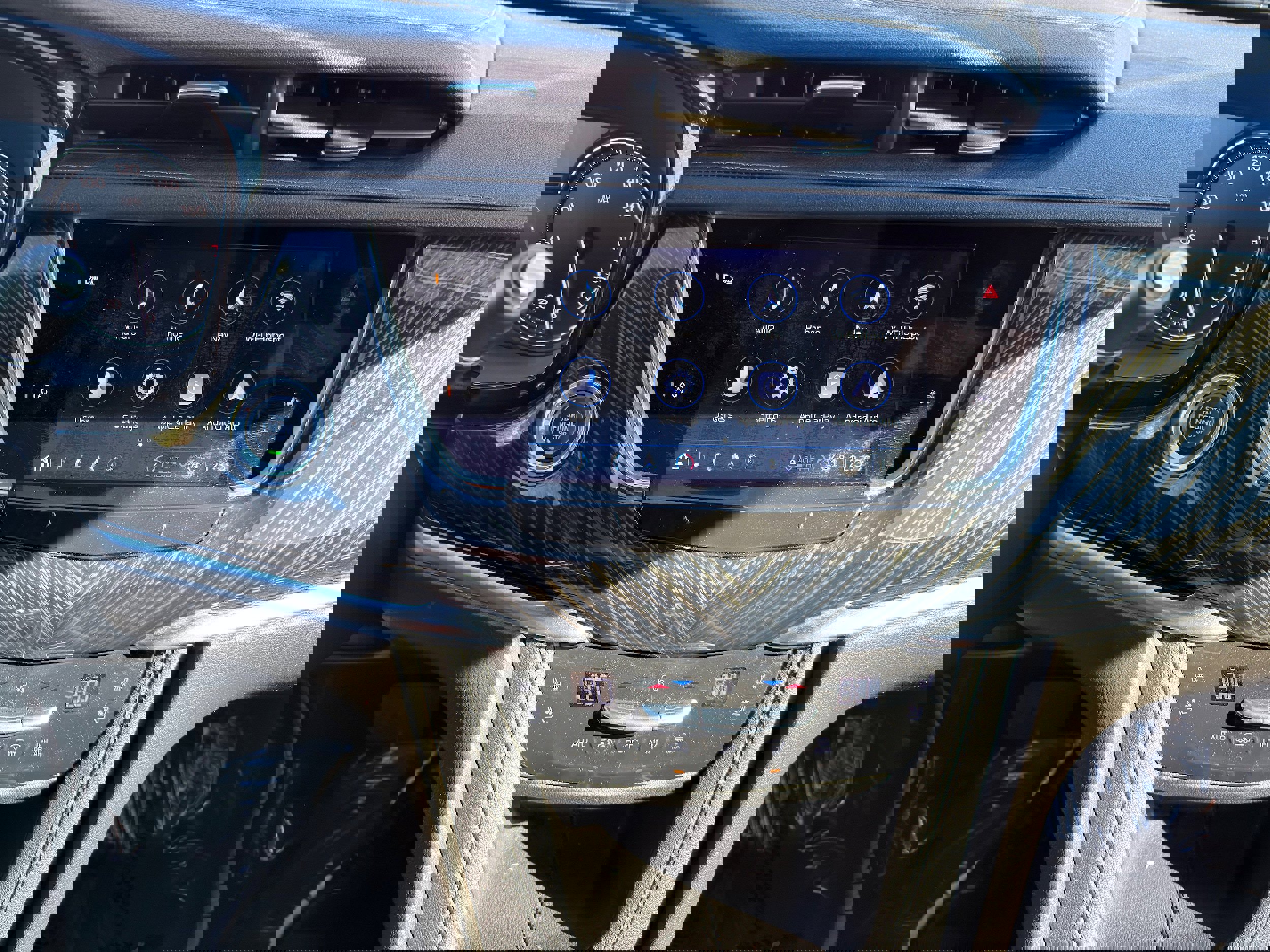 Used 2024 Cadillac XT6 Premium Luxury image 34