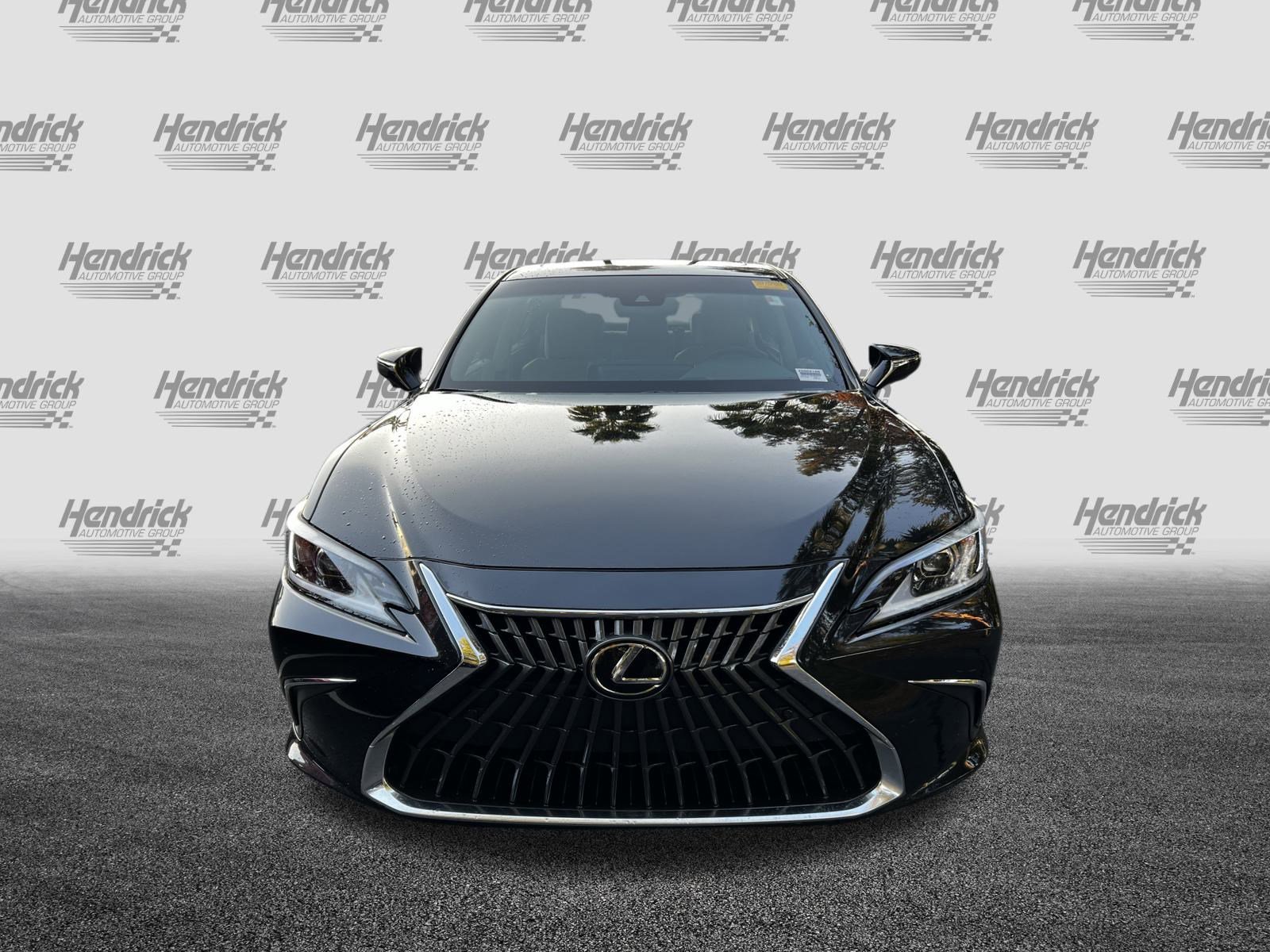 Certified 2025 Lexus ES 300h w/ Premium Package image 3