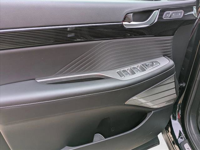 Used 2025 Hyundai Palisade Calligraphy image 14