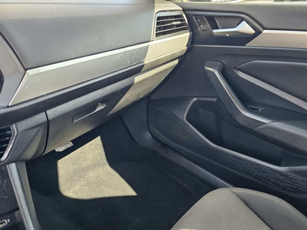 Used 2019 Volkswagen Jetta FWD image 29