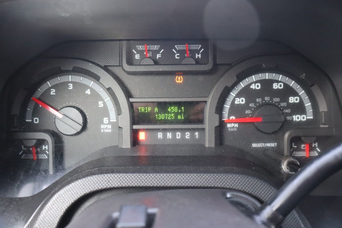 Used 2009 Ford E-350 and Econoline 350 XLT image 32