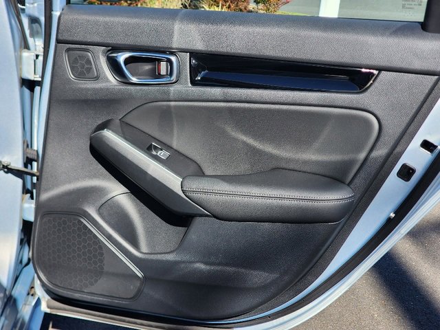 Used 2022 Honda Civic Touring image 16