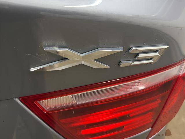 Used 2017 BMW X3 xDrive28i image 8