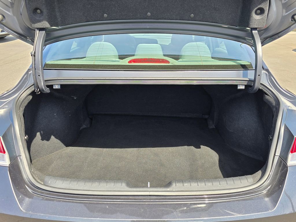 Used 2022 Hyundai Elantra SEL FWD image 12