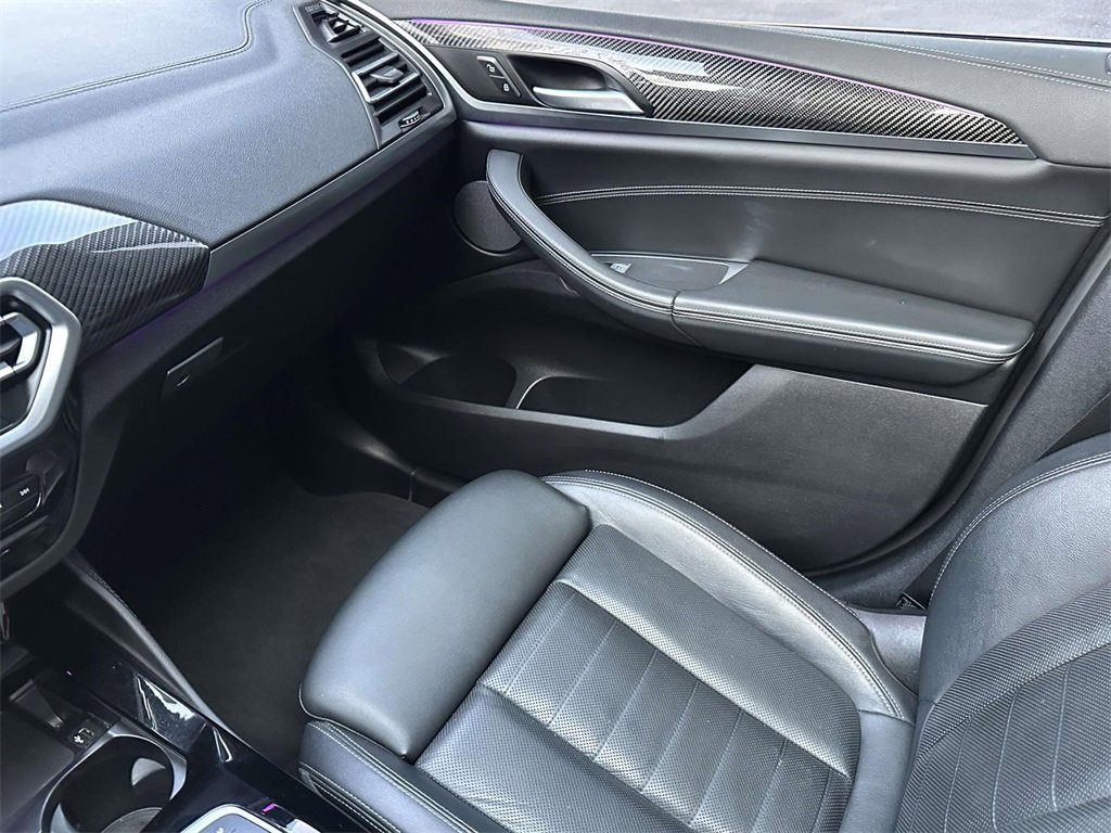 Used 2023 BMW X4 M40i w/ Premium Package image 29