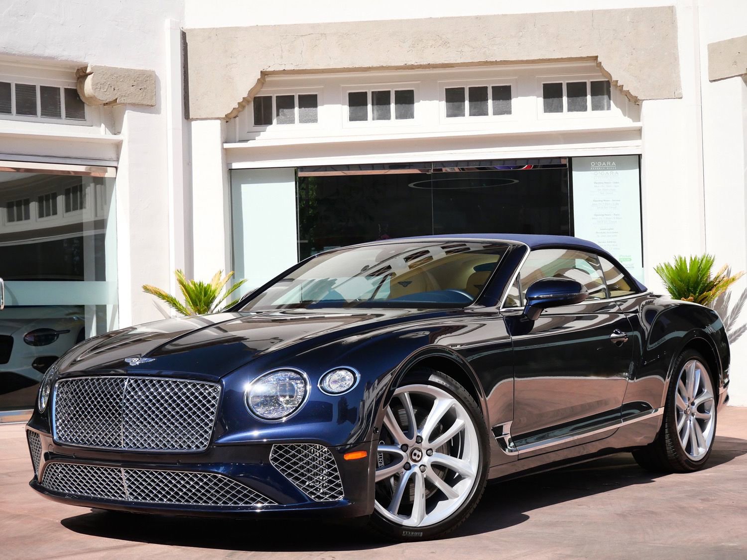 Used 2020 Bentley Continental GT image 12