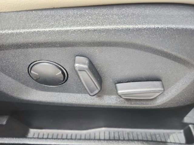 Used 2021 Ford Edge Titanium FWD image 41