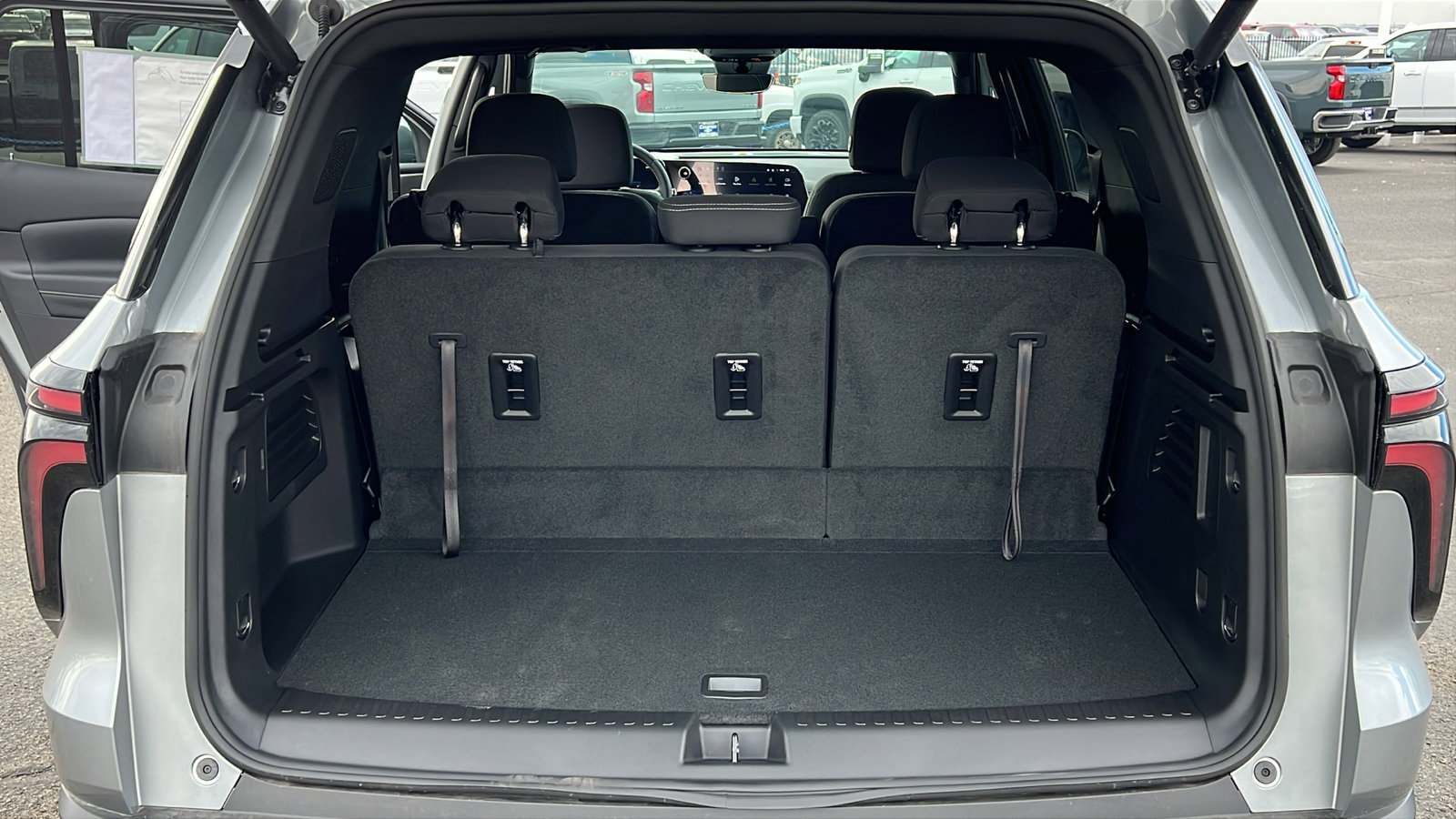 New 2026 Chevrolet Traverse LT w/ Driver Confidence Package image 11