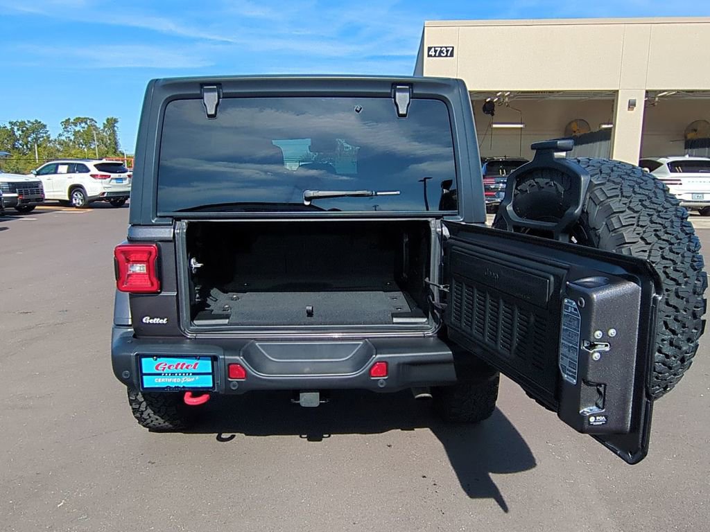 Used 2021 Jeep Wrangler Unlimited Rubicon w/ Dual Top Group image 12