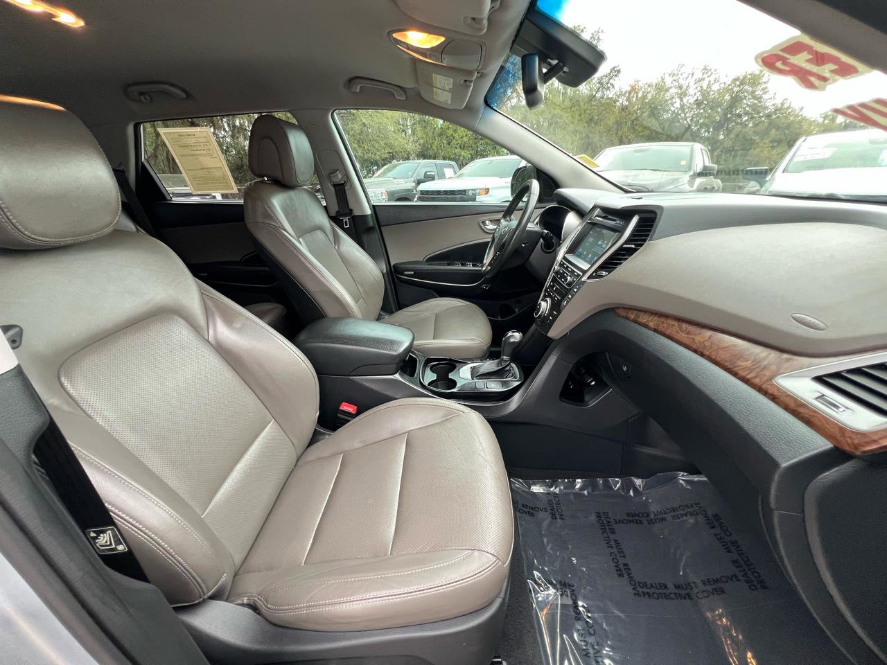 Used 2017 Hyundai Santa Fe SE w/ SE Premium Package 02 FWD image 39