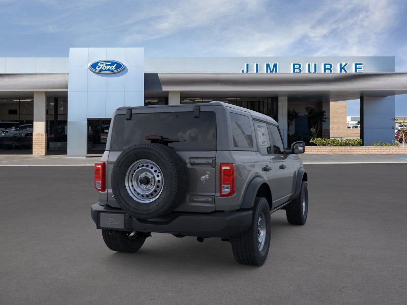 New 2025 Ford Bronco 4-Door image 8