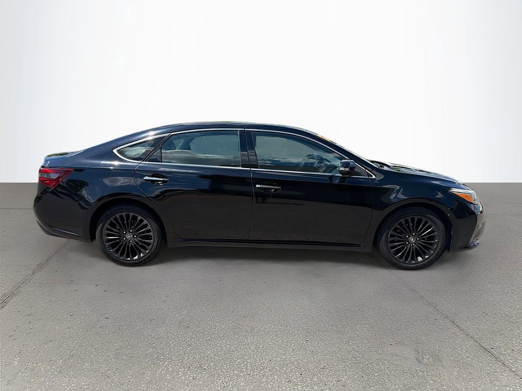 Used 2016 Toyota Avalon Touring FWD image 3